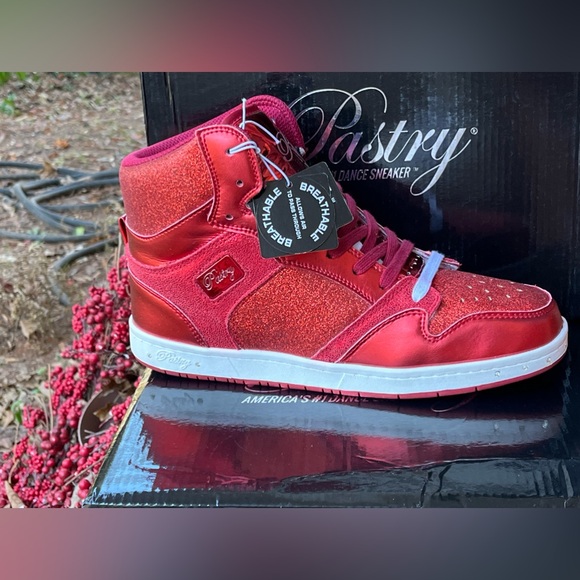 🆕Pastry Dance high top sneakers/shoes - Picture 7 of 8